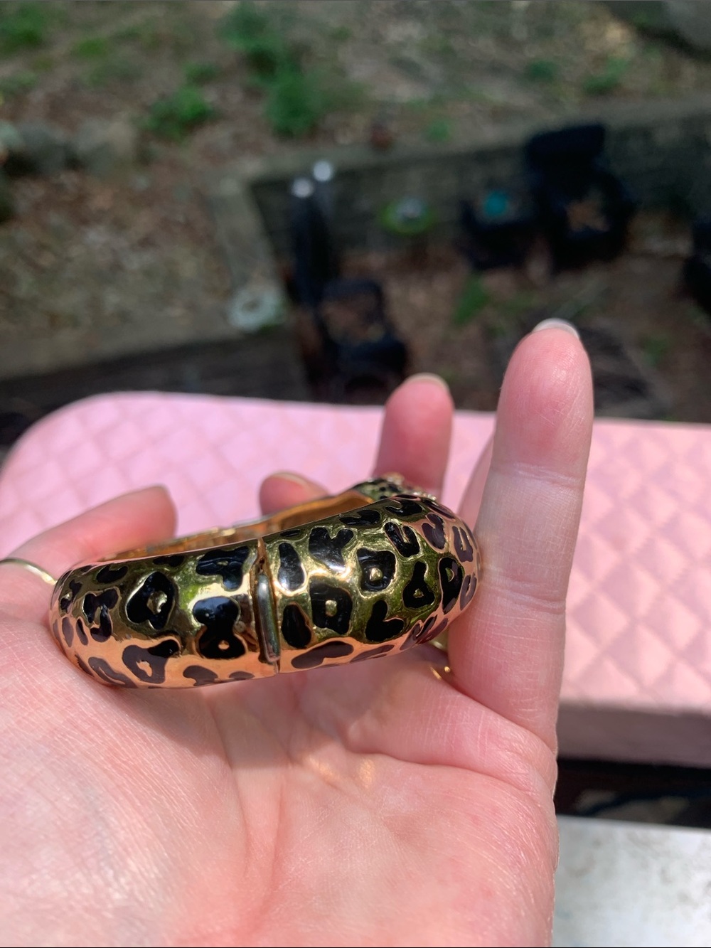 Ciner Leopard Hinged Bracelet with Swarovski Crystals and Green Cabochon Eyes - Picture 7 of 16